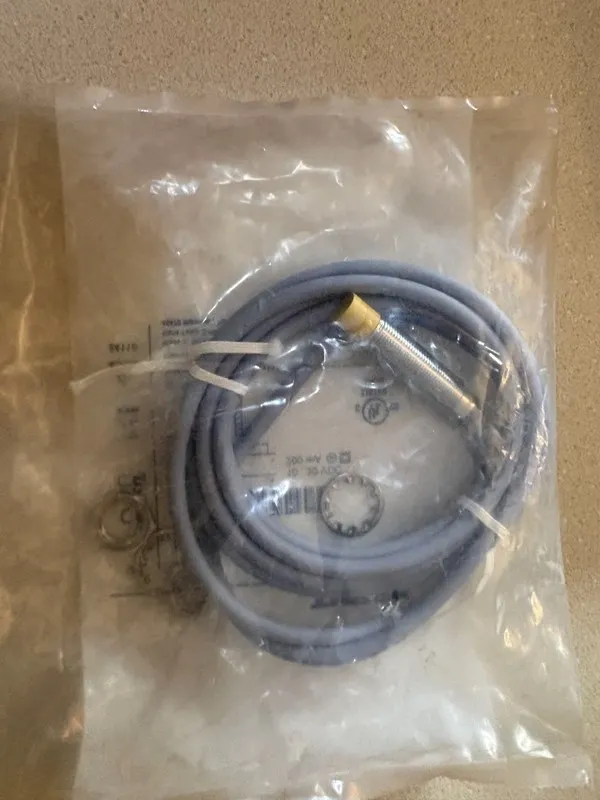 Датчик приближения Turck NI10U-M12-AP6X-H1141 Proximity Switch Sensor va — фото лота 1
