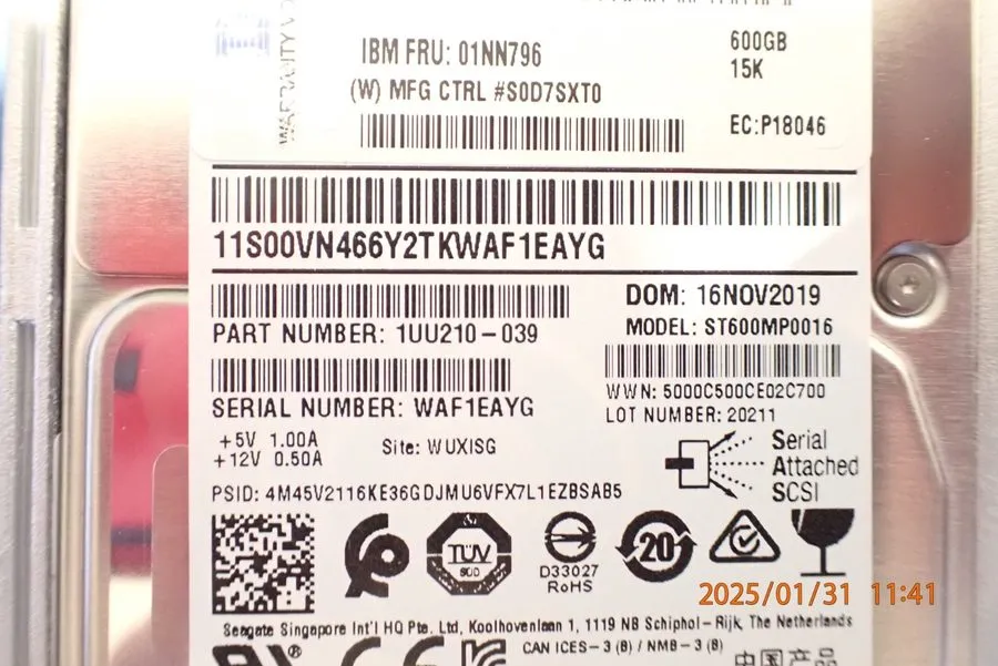 Сервер IBM 600GB 01NN796 01NN797 15K 2.5" SFF SAS 12Gbps Server HDD Hard Drive — фото лота 2