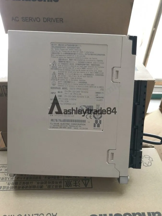 Сервопривод Yaskawa servo driver SGD7S-R90A10A002