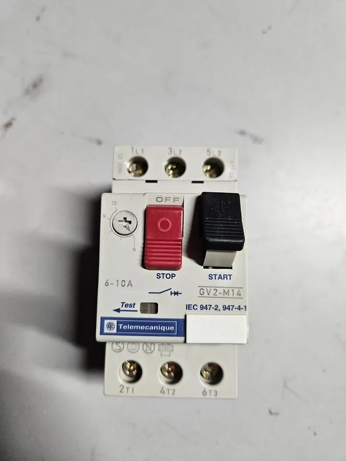 Автоматический выключатель TELEMECANIQUE 6-10 AMP MOTOR CIRCUIT BREAKER 3 POLE 6