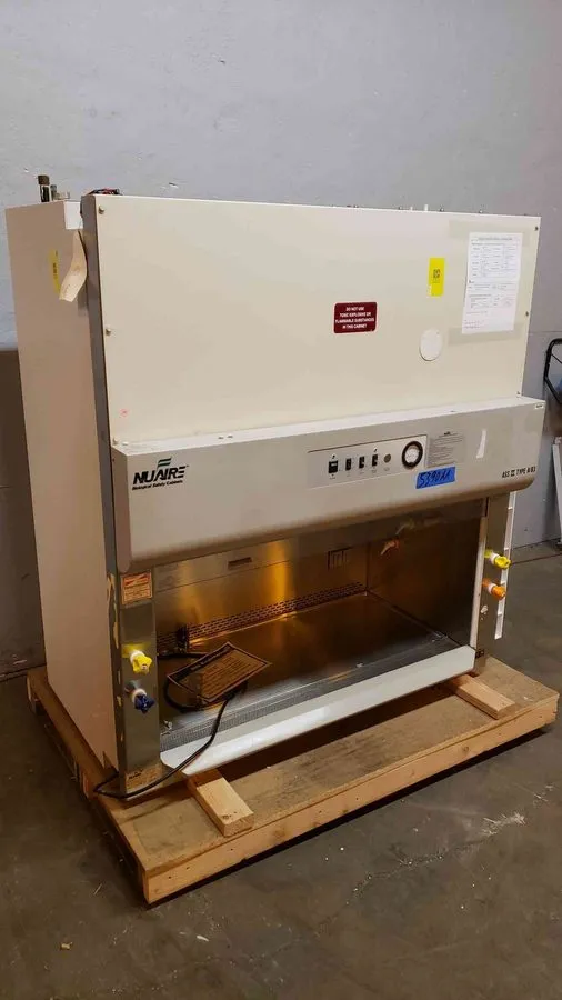 Лабораторный шкаф NuAire LabGard NU-425-400 4' Class II Type A2 Biosafety Cabine