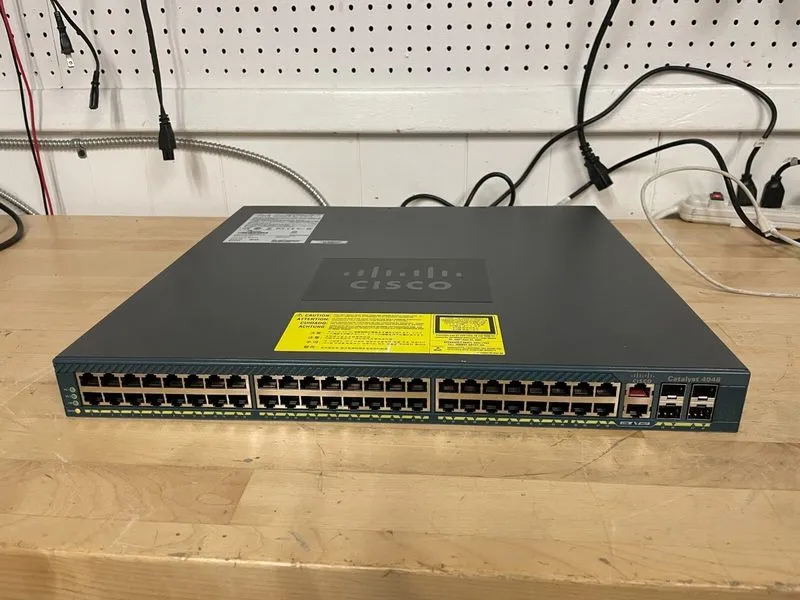 Коммутатор Cisco WS-C4948 48 Port Gigabit Switch