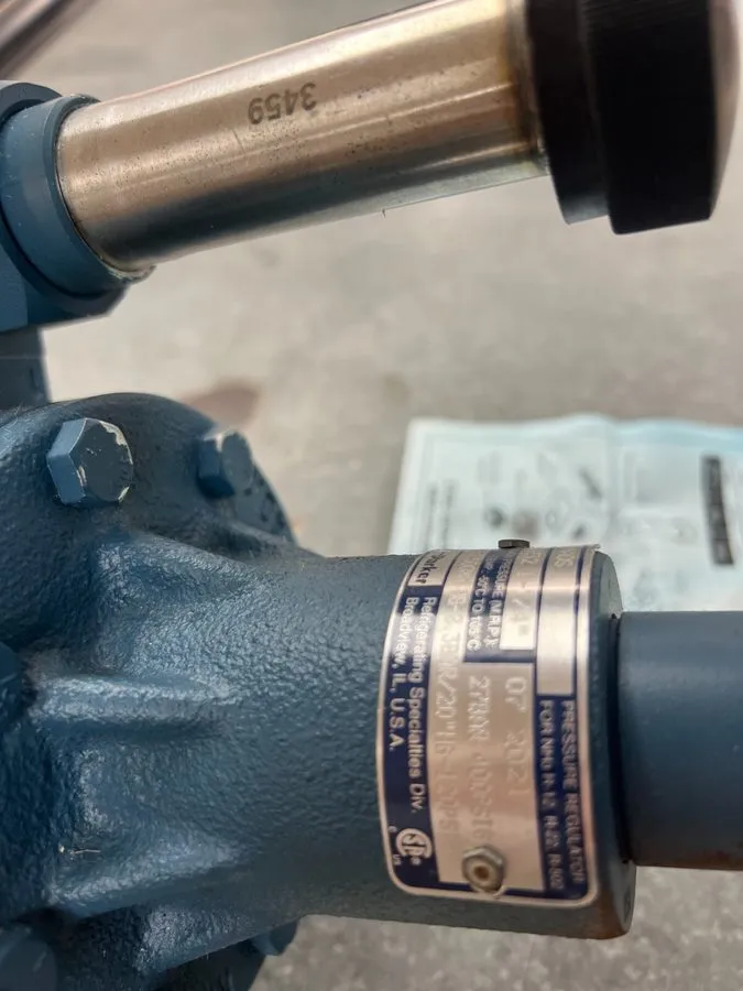 Трубопроводная арматура Parker A4AOS Outlet Pressure Regulator With Electronic S — фото лота 1
