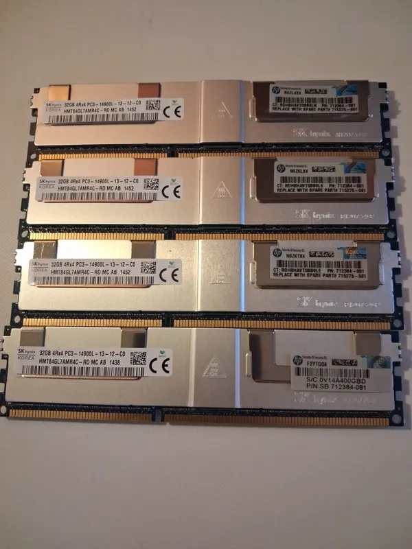 Модуль памяти SK HYNIX 32GB HMT84GL7AMR4C RD MC AB DDR3 1866 MHz ECC SERVER RAM
