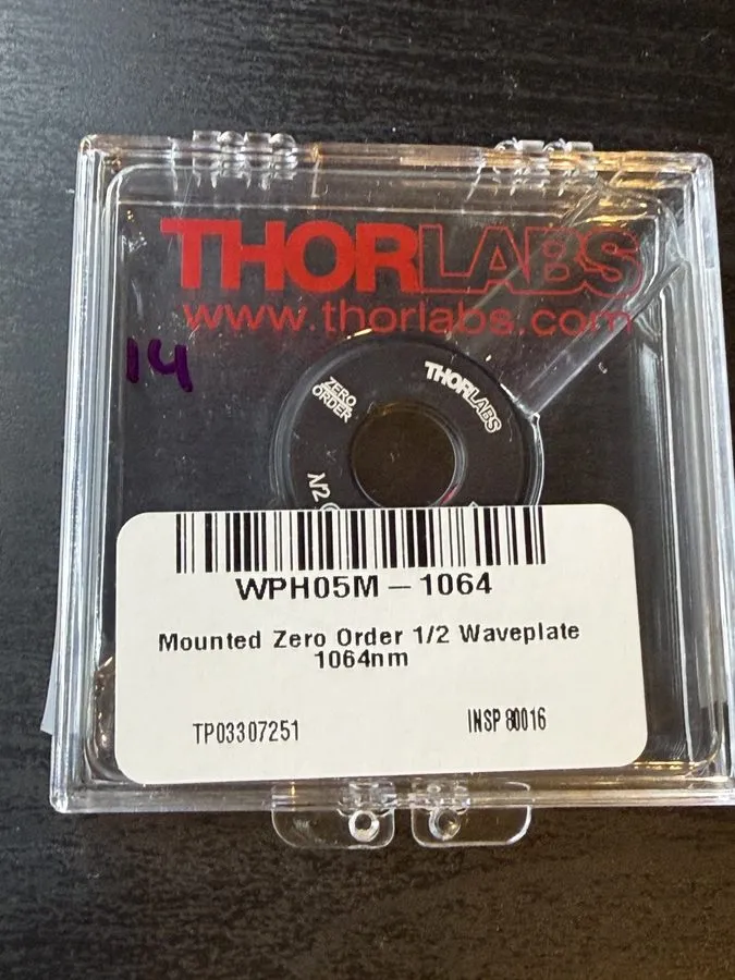 Электронный компонент Thorlabs WPH05M-1064 Zero-Order Half-Wave Plate Ø1/2" Opti — фото лота 1