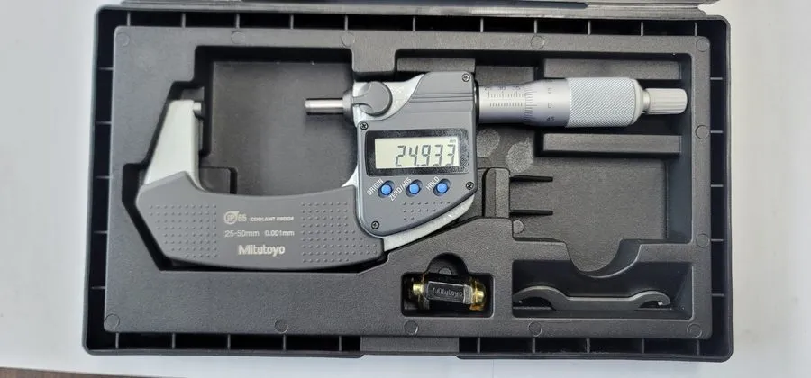 Микрометр Mitutoyo 293-241-30 MDC-50PX 25-50mm IP65 Digital Micrometer Metric