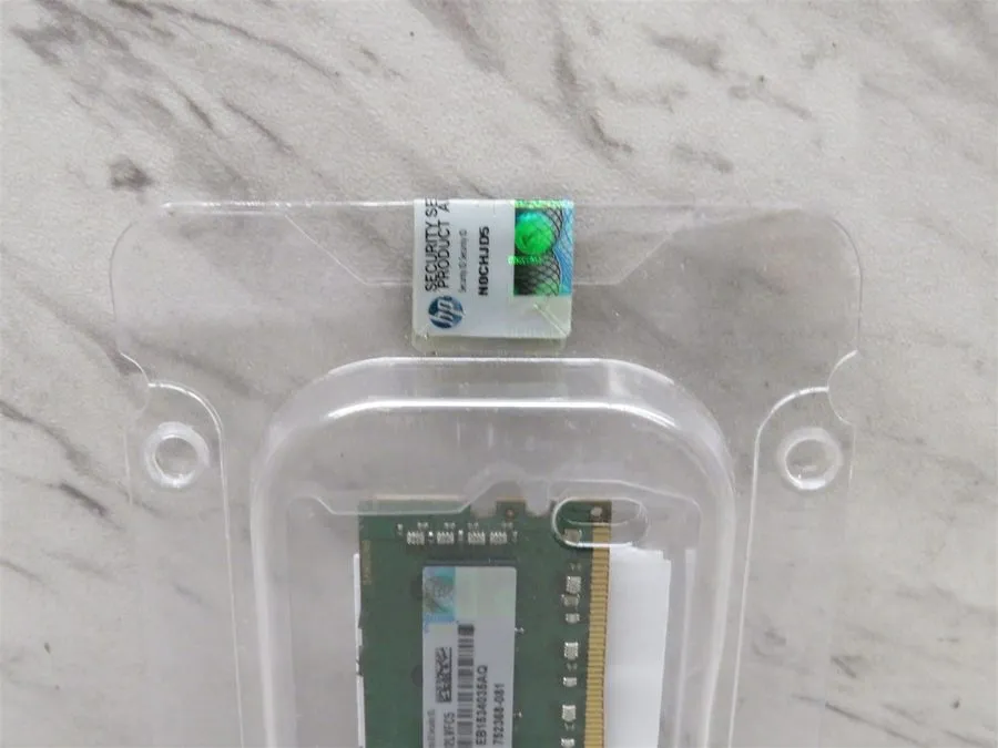 Модуль памяти 726718-B21 HP Compatible 8GB PC4-17000 DDR4-2133Mhz 1Rx4 1.2v ECC 