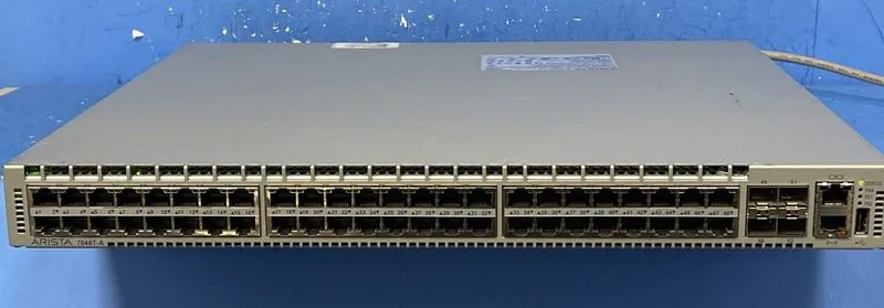Коммутатор Arista DCS-7048T-A 48-Port 1GbE RJ-45 + 4x 10GB SFP+ Ethernet Switch — фото лота 2