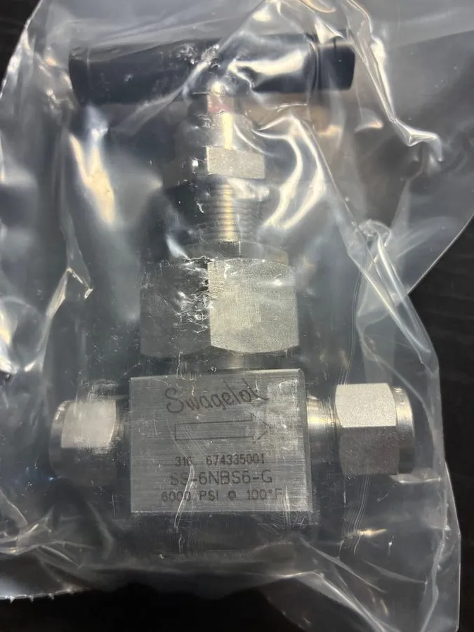 Клапан Box of 2 SWAGELOK Valve SS-6NBS6-G, 3/8’’, with Grafoil packing