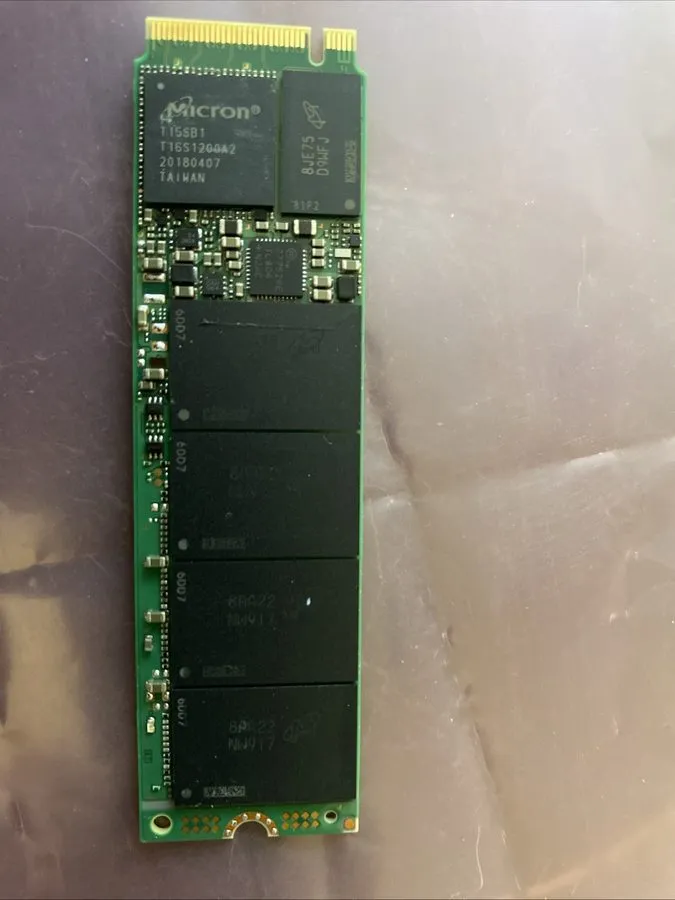 SSD-накопитель 512GB NVMe/M.2 PCIe SSD Micron 2200 EEFDHBA512TCK-EAS1ZABYYES SSD