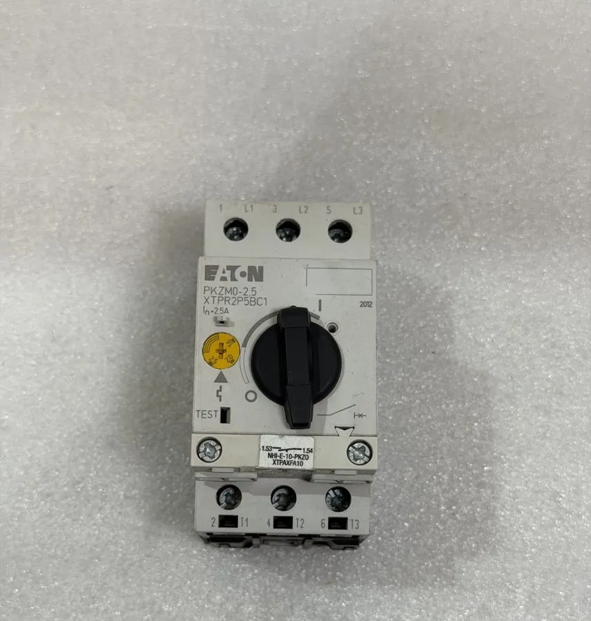 Автоматический выключатель MOELLER PKZM0-2.5 MOTOR PROTECTION CIRCUIT BREAKER 1.