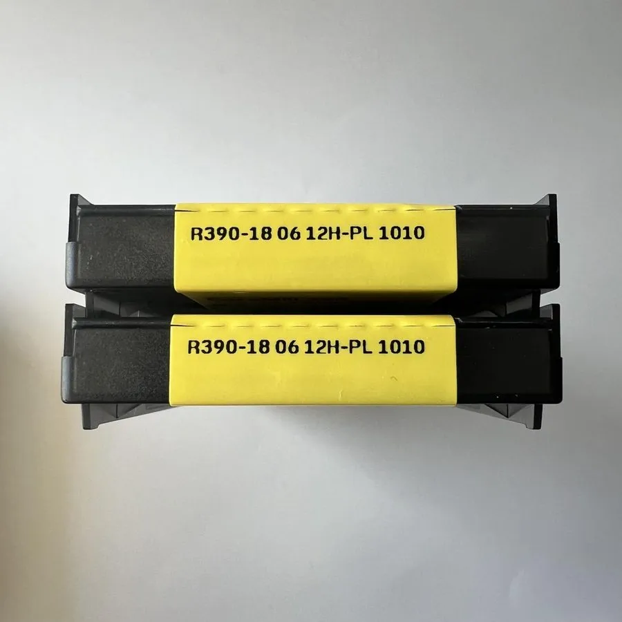 Режущий инструмент Sandvik / R390-180612H-PL 1010 / carbide turning insert