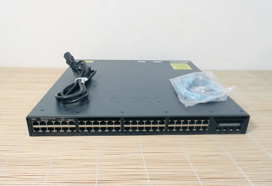Коммутатор Cisco WS-C3650-48TD-S Standalone Optional Stacking 48x1GbE IP base fe