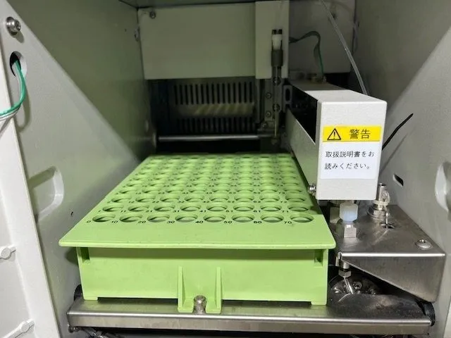 Хроматограф Shimadzu SIL-10A Auto Injector Autosampler HPLC Chromatography Syste — фото лота 2