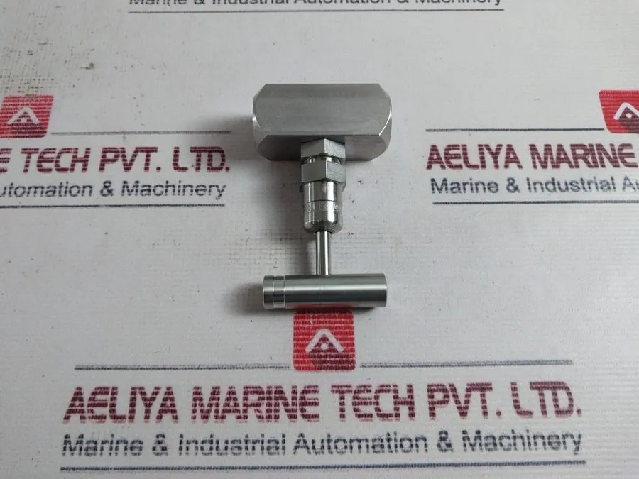 Клапан SWAGELOK SS-5PDMS8 Stainless Steel Rising Plug Screwed-Bonnet Needle Valv