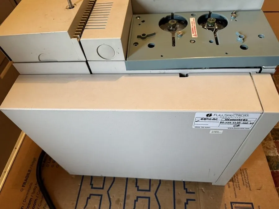 Хроматограф Agilent 6890 Plus Gas Chromatograph G1530A w Dual FID Detector and D