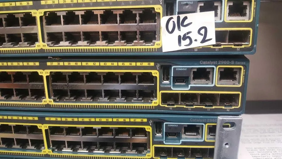 Коммутатор Cisco Catalyst 2960-S 48-Port Gigabit PoE+ 740W Stackable Ethernet Sw