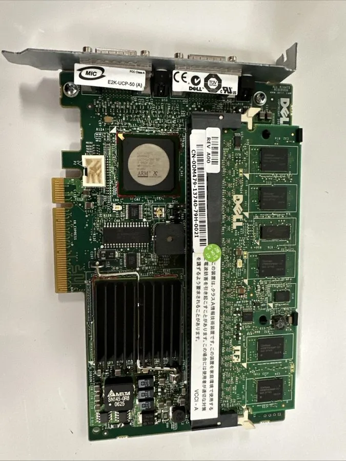 Контроллер DELL DM479 UT568 RF480 PERC/5E SAS RAID CONTROLLER W/256MB CACHE FREE — фото лота 1