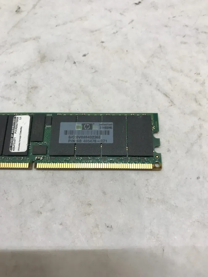 Сервер 405478-071 HP Samsung M393T1K66AZA-CE6 8GB PC2-5300P ECC Server DW — фото лота 2