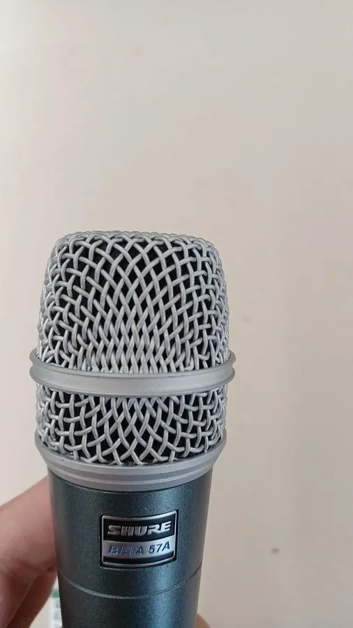 Микрофон Shure BETA57A Supercardioid Dynamic Wireless Microphone