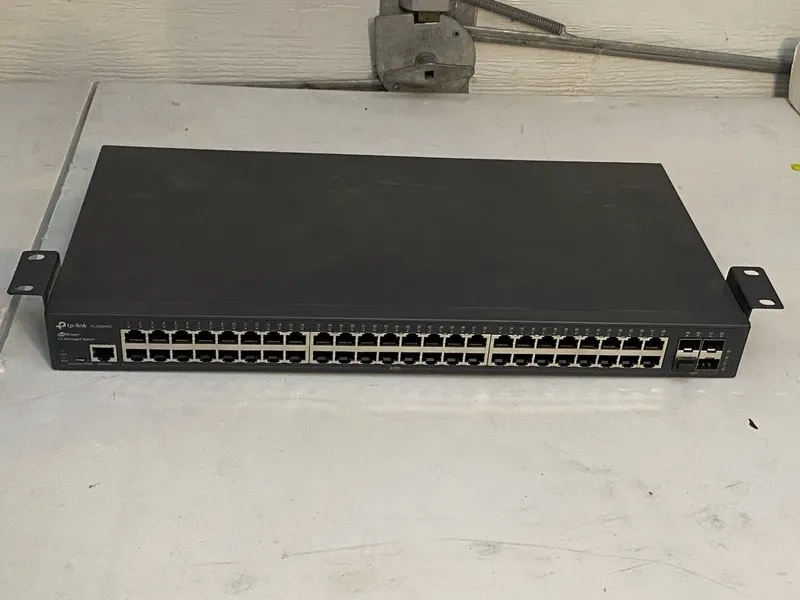 Коммутатор TP-Link T2600G-52TS V1.0 (TL-SG3452), 48 Port Gigabit Managed Switch 
