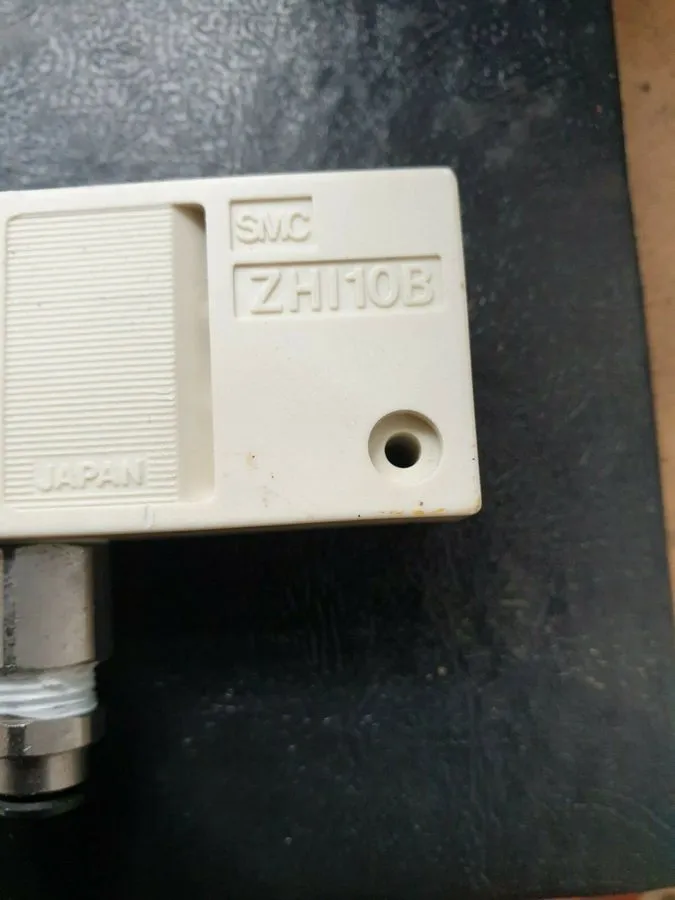 Вакуумный эжектор SMC ZHI10B VACUUM EJECTOR (IN31S1B3)