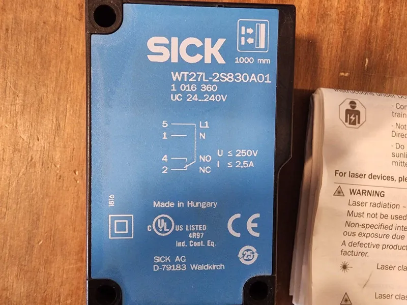 Датчик приближения SICK WT27L-2S830A01 PROXIMITY PHOTOELECTRIC SENSOR 1016360