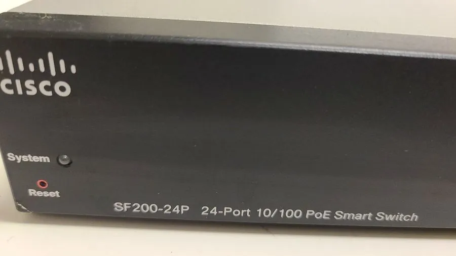 Коммутатор Cisco SF200-24P 24-Port 10/100 PoE Smart Managed Rackmount Switch