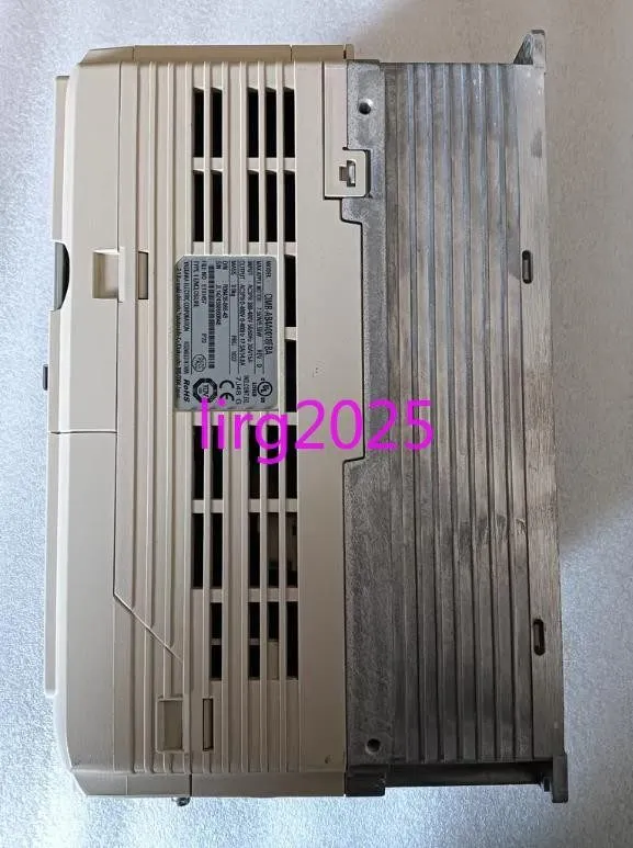 Частотный преобразователь Yaskawa A1000 Series Inverter CIMR-AB4A0018FBA