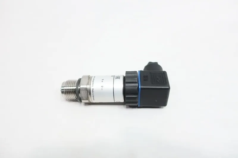 Датчик давления WIKA S-10 Pressure Transmitter 0..400 BAR 9073981 4..20 MA