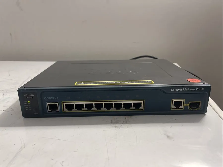 Коммутатор Cisco Catalyst 3560 POE-8 WS-C3560-8PC-S 8-Port Network Switch