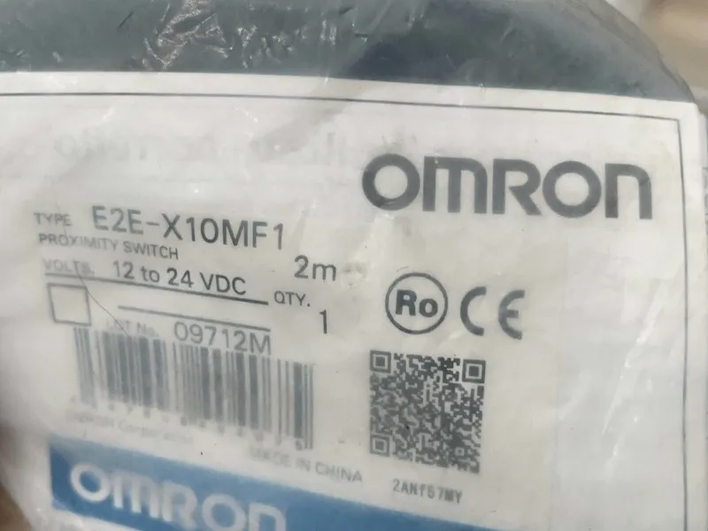 Датчик приближения Omron E2E-X10MF1 Proximity Sensor, 12-24VDC, 08705