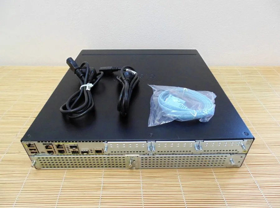 Маршрутизатор Cisco ISR4351-VSEC/K9 Voice Sec. Bundle 2xPS 3x1GE, 3xNIM, 2xSM, P