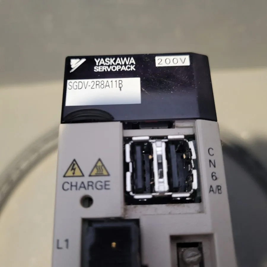 Сервопривод Yaskawa Servo Drive, SGDV-2R8A11B