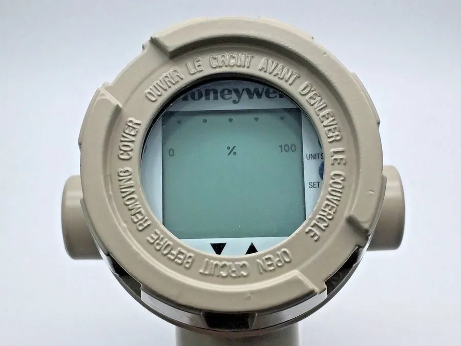 Датчик давления Honeywell ST3000 Smart Pressure Transmitter STG140-E1G-00000-DE  — фото лота 1