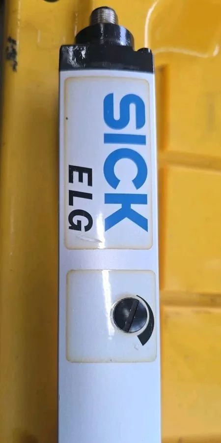Световая завеса SICK ELGE3-0690P521 safety light curtain or beam sensor — фото лота 1