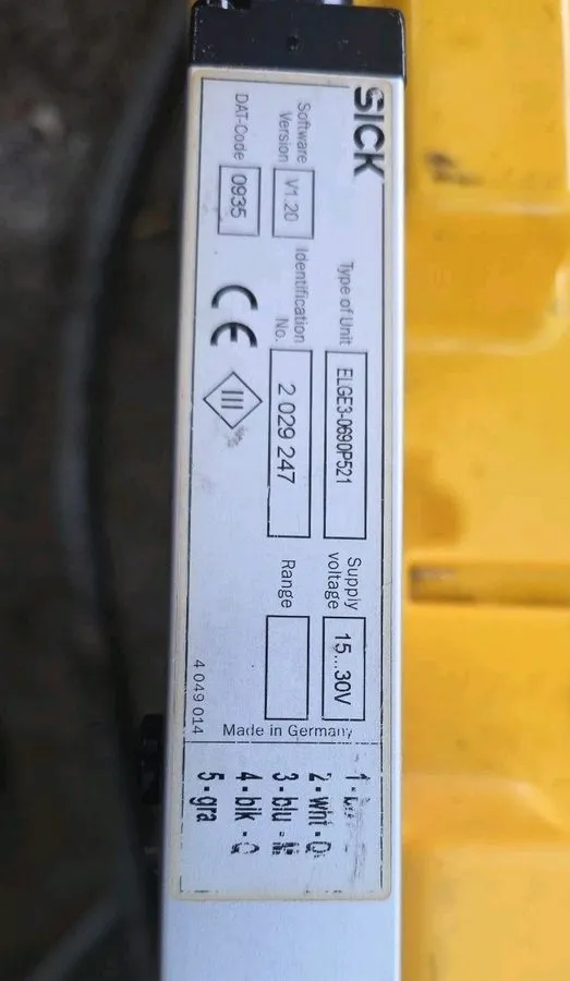 Световая завеса SICK ELGE3-0690P521 safety light curtain or beam sensor — фото лота 2