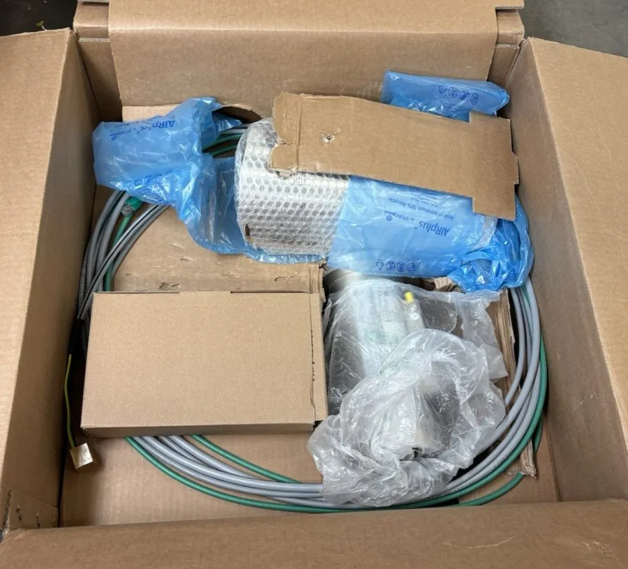 Камера Explosion Proof Pelco EXF2230-62-C4 2 Megapixel Network Outdoor Bullet Ca — фото лота 2