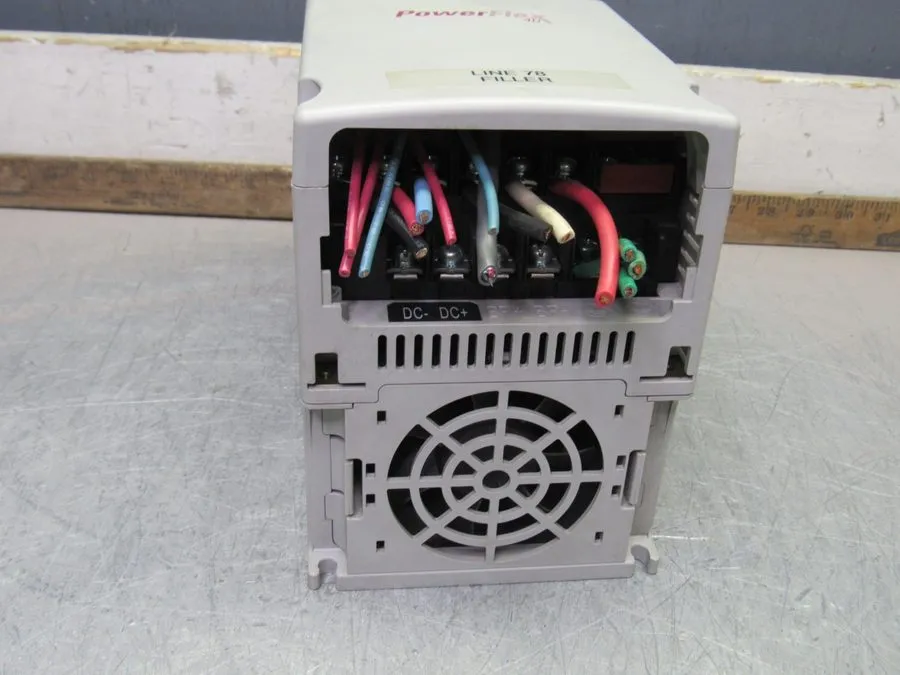 Частотный преобразователь ALLEN BRADLEY AC DRIVE POWERFLEX-40 22B-D6P0N104 2.2KW