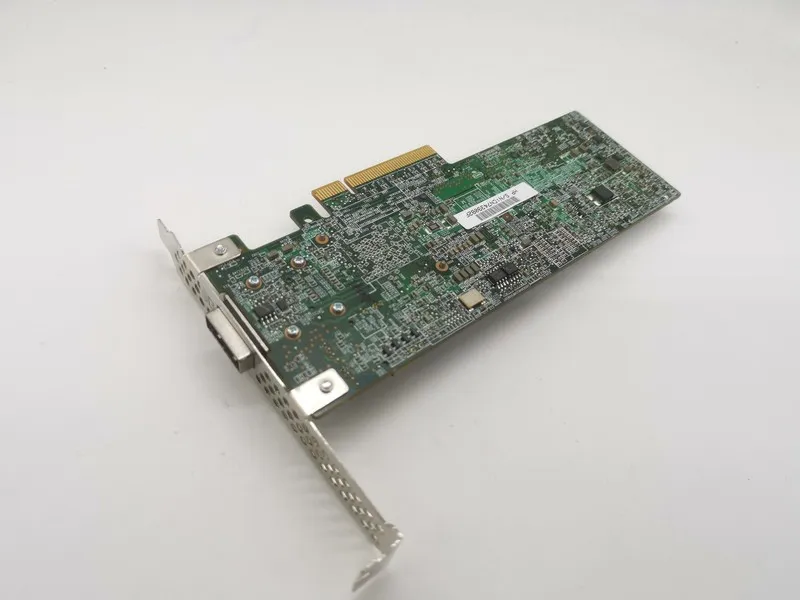 Контроллер HP 633537-001 Smart Array P222 1GB FBWC 1-Port PCI-E SAS RAID Control