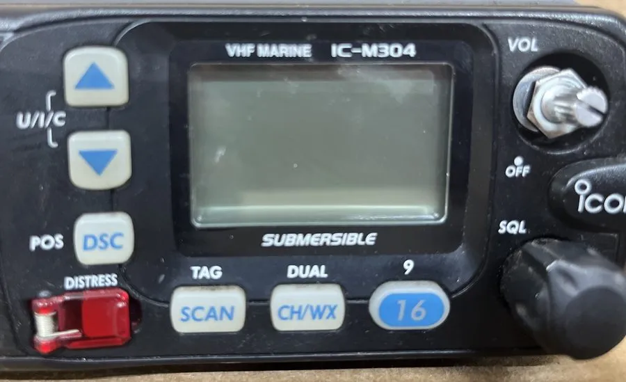 Радиостанция ICOM IC-M304 VHF Marine Transceiver 25W 156-163MHz