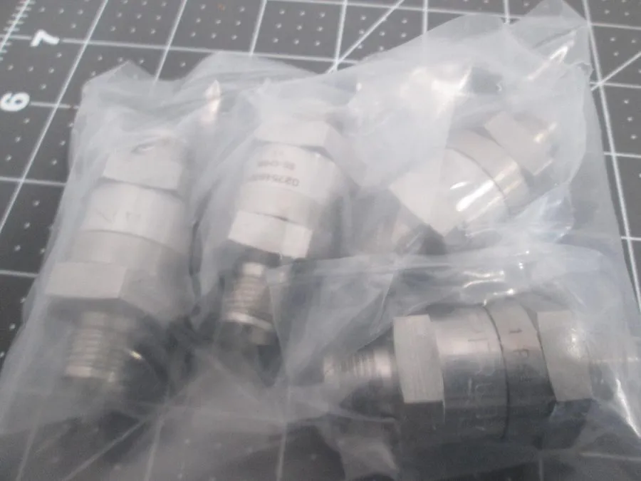 Клапан Swagelok 3/8" Poppet Check Valve, 1 psi, 316L, SS-CHS6-1 — фото лота 2