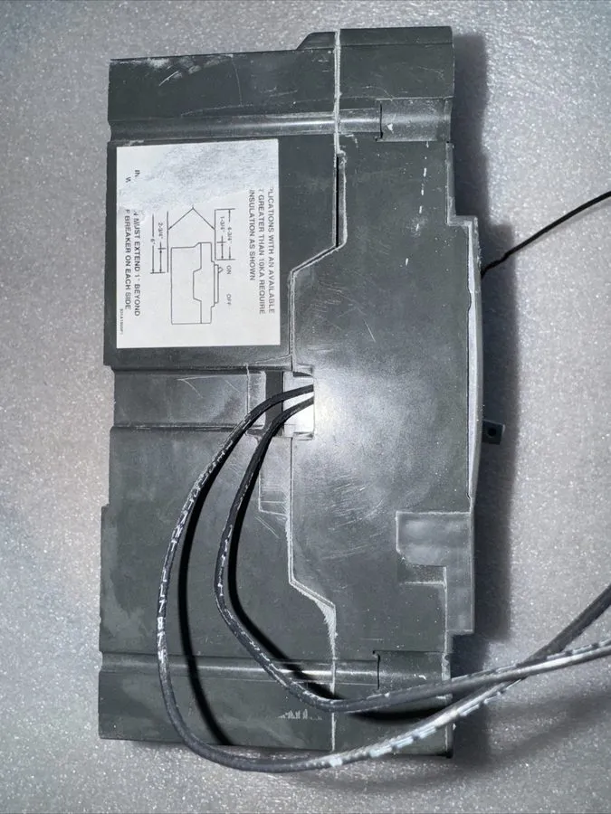 Автоматический выключатель SEDA36AT0150 GE 150A AMP 3P POLE 600V 18kA@480V BOLT — фото лота 2