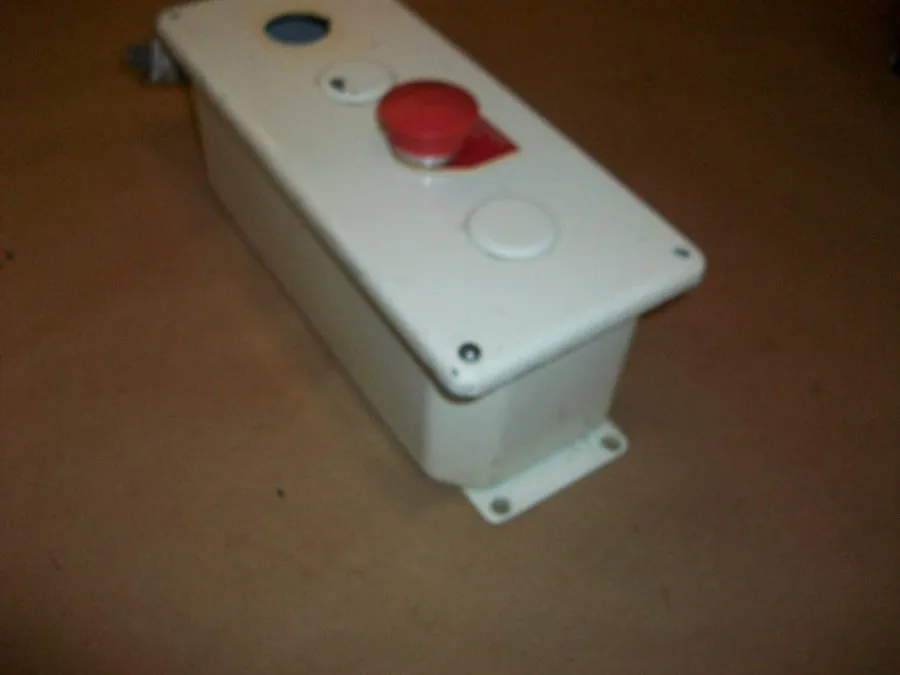 Монтажный шкаф HOFFMAN ED4PBM ENCLOSURE PAINTED WHITE