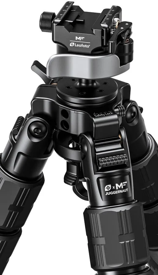 Оборудование видеонаблюдения Leofoto Juggernaut S3 Tripod 3-Section Inverted Leg — фото лота 1