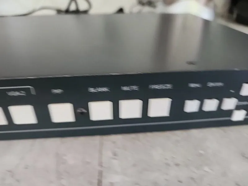 Видеокоммутатор Kramer Presentation Switcher / Scaler VP-724 XL — фото лота 2