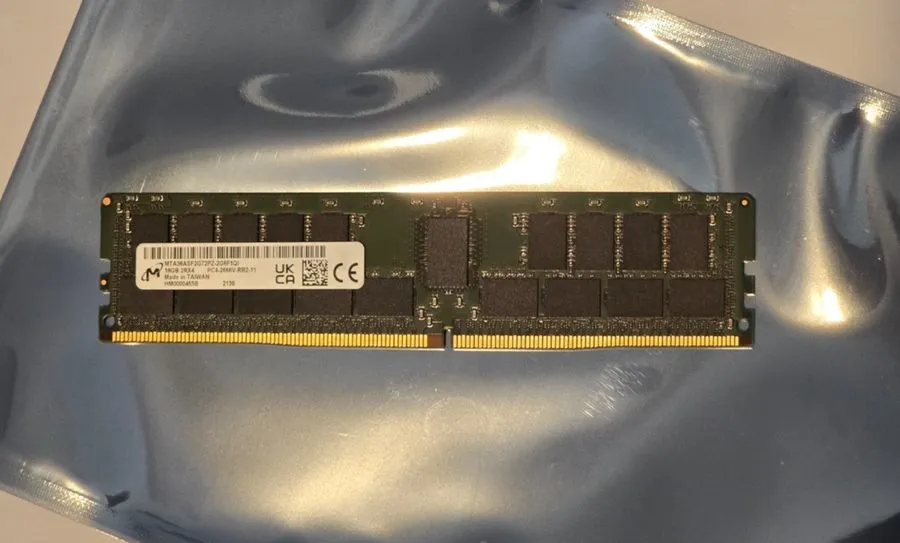 Модуль памяти Micron 16GB DDR4-2666V PC4-21300 REG ECCServer RAM Memory MTA36ASF — фото лота 2