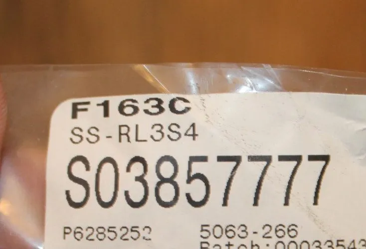 Клапан Swagelok SS-RL3S4 Low pressure valve shipping