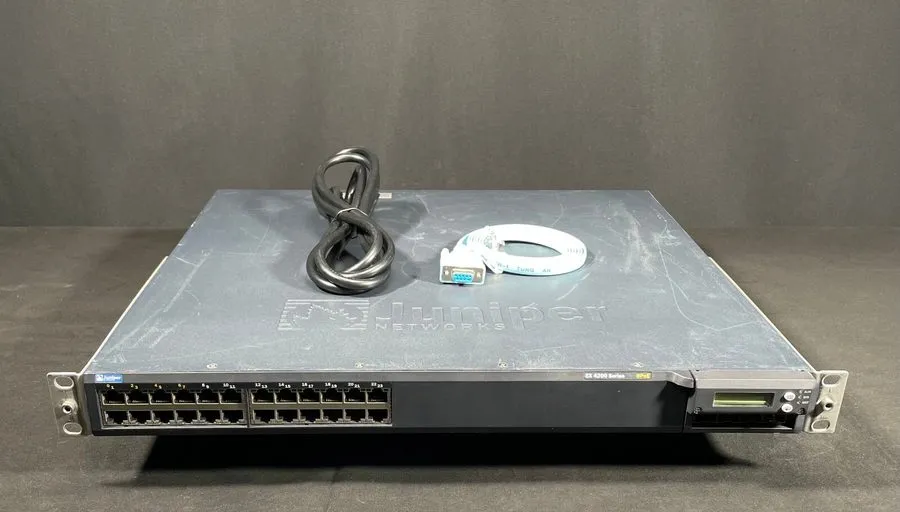 Коммутатор Juniper EX4200 24 Port Gigabit Switch 15W PoE Max 130W 2x 10G SFP EX4