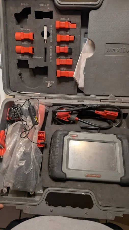 Диагностический сканер Autel MaxiDAS DS708 Diagnostic Scanner Complete Kit w/ SD